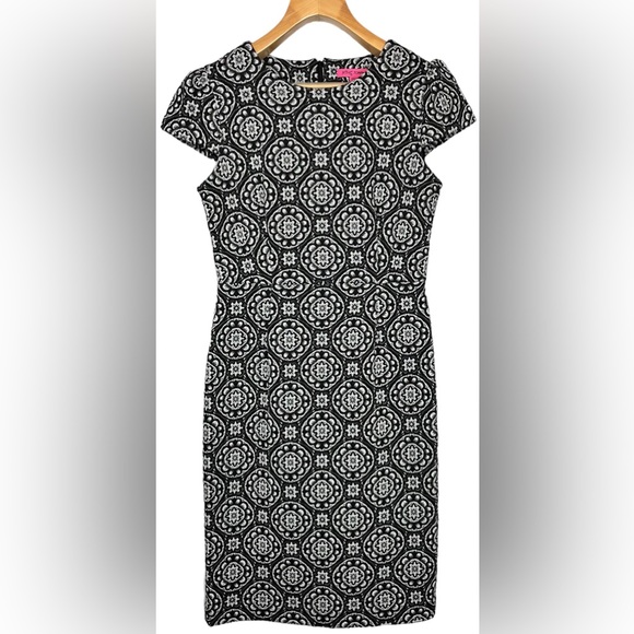 Betsey Johnson Dresses & Skirts - Betsey Johnson Black and White Dress | Size: 8